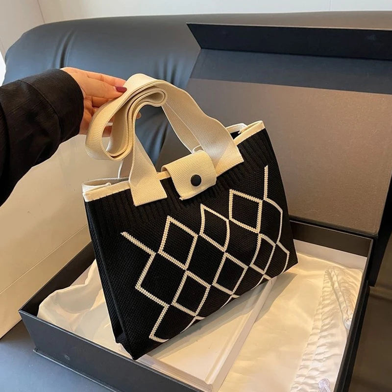 New Fashion Shoulder Bag Large Capacity Women Bags Handheld Versatile Knittted Corchet Shoulder Tote Bags