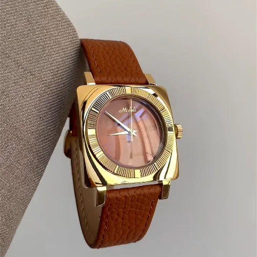 Niche Art Design High Quality Watch Women's 2026 New Retro Leather Strap Watch High-End Luxury Quartz Watch Birthday Gift