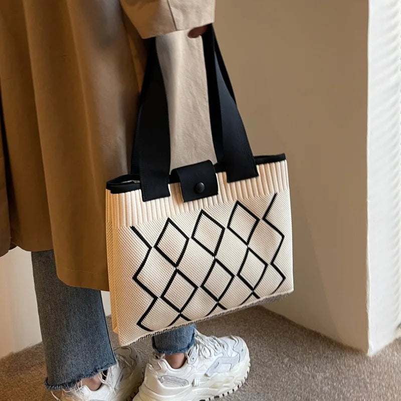 New Fashion Shoulder Bag Large Capacity Women Bags Handheld Versatile Knittted Corchet Shoulder Tote Bags