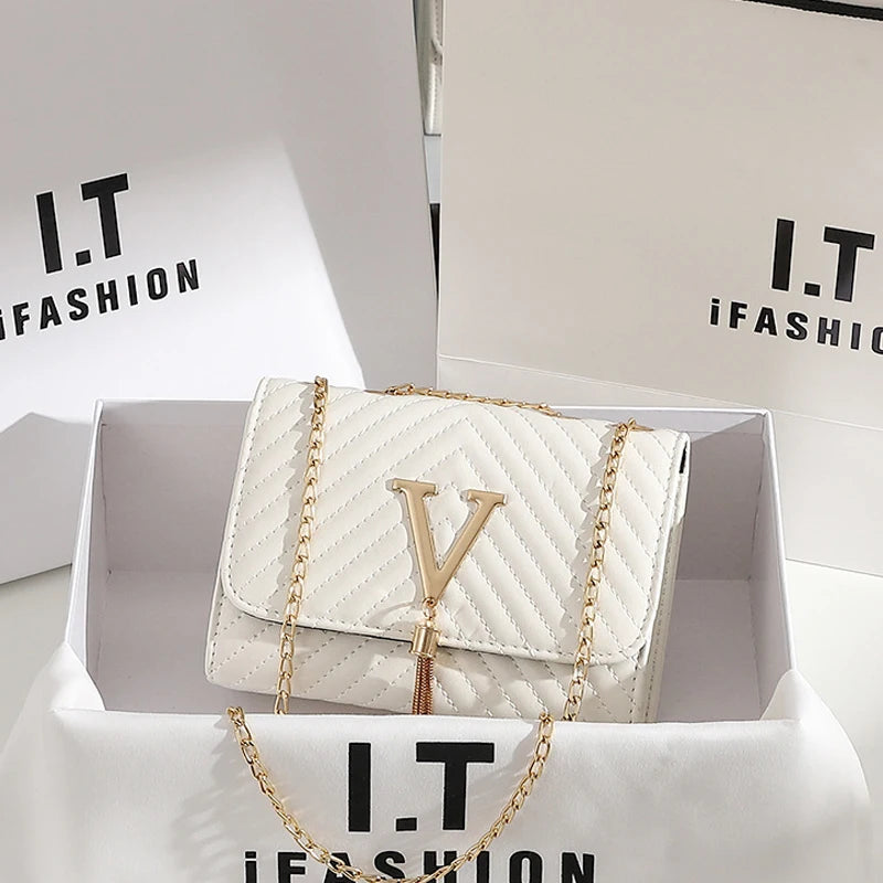 Embroidery Women Crossbody Bag 2023 Thread Luxury Handbag Shoulder Bags Brand Sequined Tassel Clutch Small Bag and Purse Party