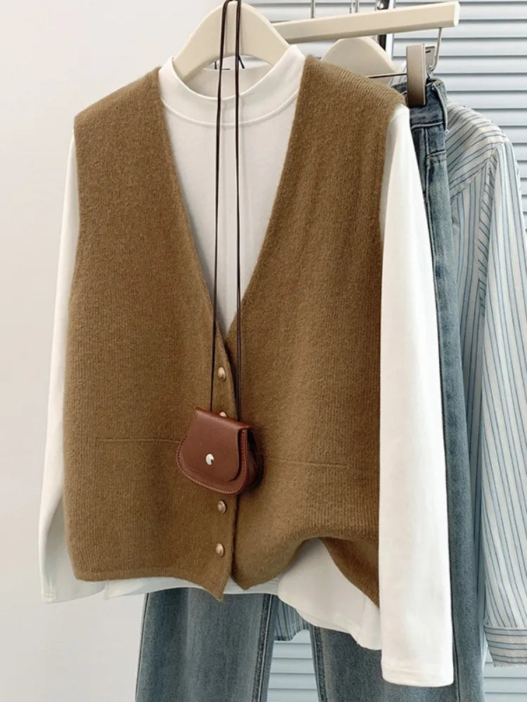 Fashionable Short Knitted V-Neck Vest Women's Autumn Winter Outerwear Sweater Cardigan Shoulder Pad Layering Vest