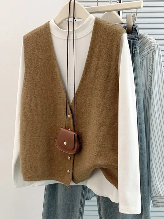 Fashionable Short Knitted V-Neck Vest Women's Autumn Winter Outerwear Sweater Cardigan Shoulder Pad Layering Vest
