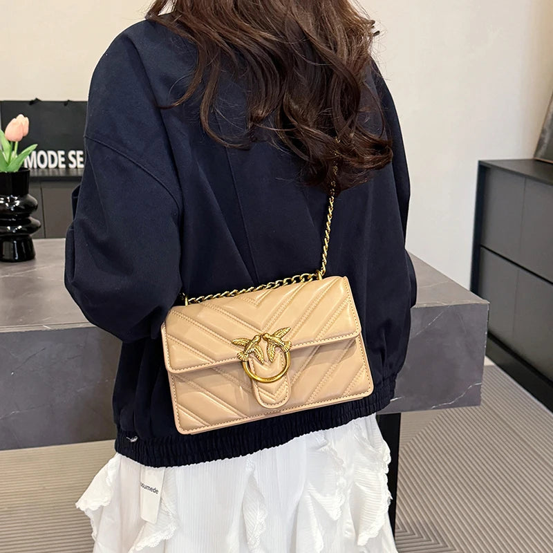 ce sac à main moderne en toile pour femme est robuste, équipé de bandes d'épaule réglables, idéal pour transporter