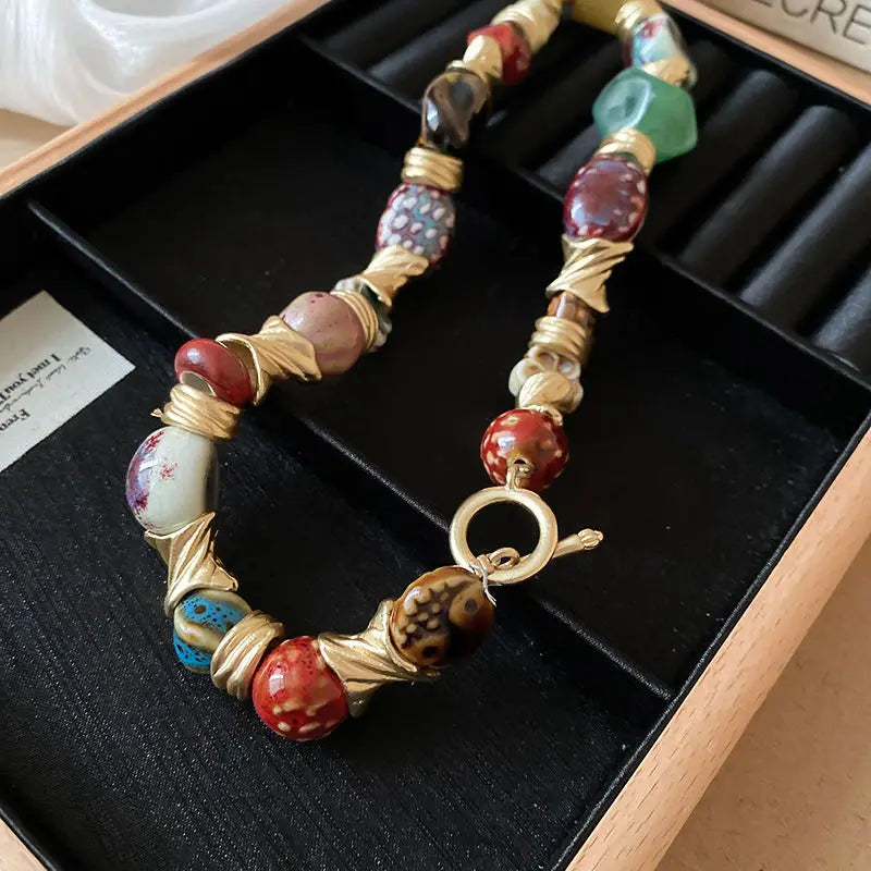 Color Ceramic Pearl Women's Necklace 2026 New Short Necklace Dopamine High Sense Clavicle Chain Design Temperament Accessories