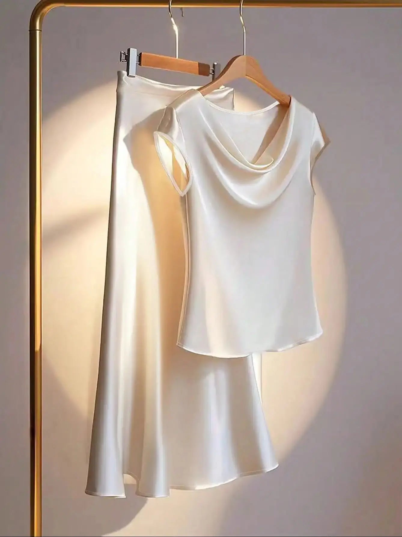 Spring and Summer Cool Women's Two-piece Set