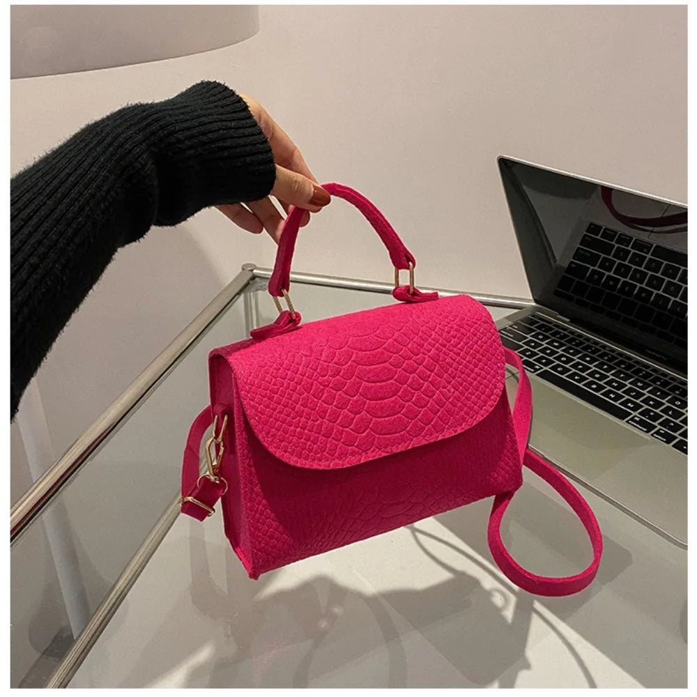 Durable PU Leather Crossbody Bag Versatile Large Capacity Handbag Casual Messenger Bags Women