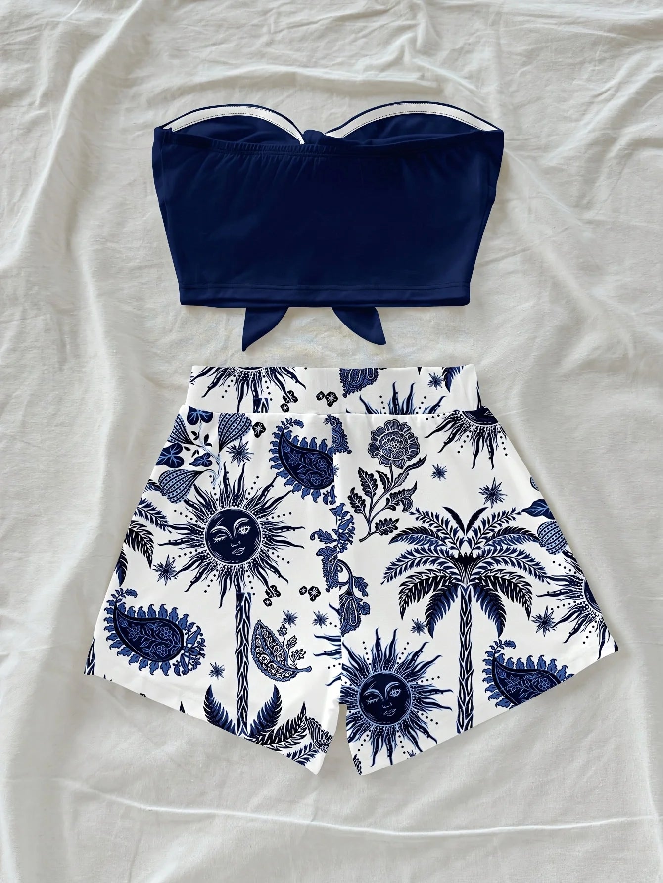 Women's summer vacation coconut tree and Sun God cashew print 2-piece set, suitable for vacation, summer, and fashionable spring