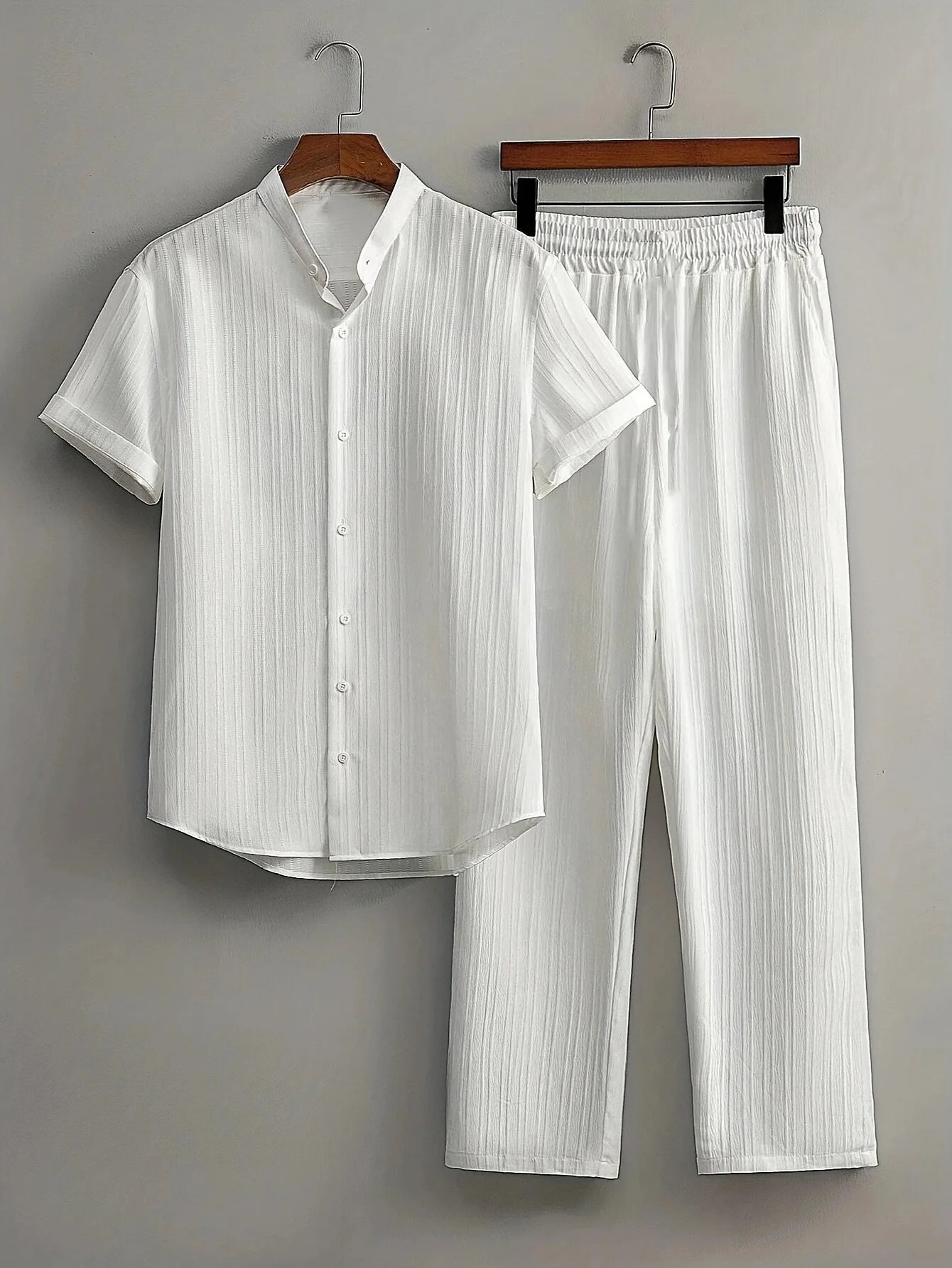 Men's Summer White Suit Outdoor Travel Suit Solid Color Vertical Strip Lapel Short-sleeved Shirt Drawstring Pants Two-piece Set