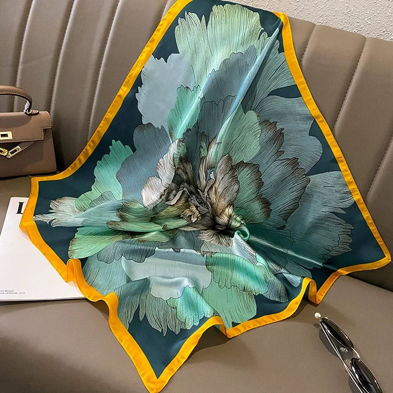 Luxury Popular 70X70CM Shawls Print Headcloth Four Seasons Sunscreen Small Fashion Letter Silk Scarves bandanna foulard