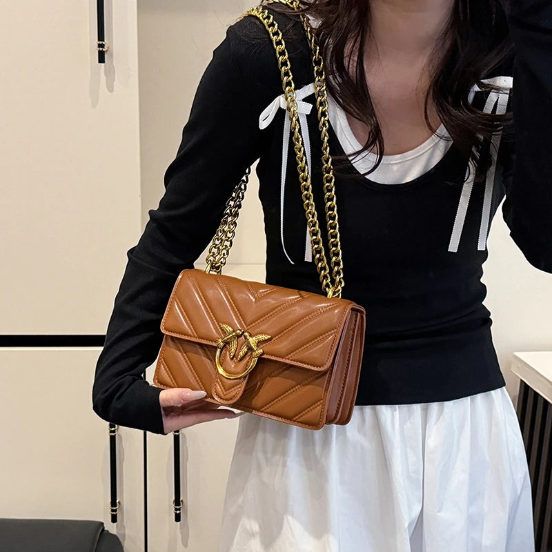 ce sac à main moderne en toile pour femme est robuste, équipé de bandes d'épaule réglables, idéal pour transporter