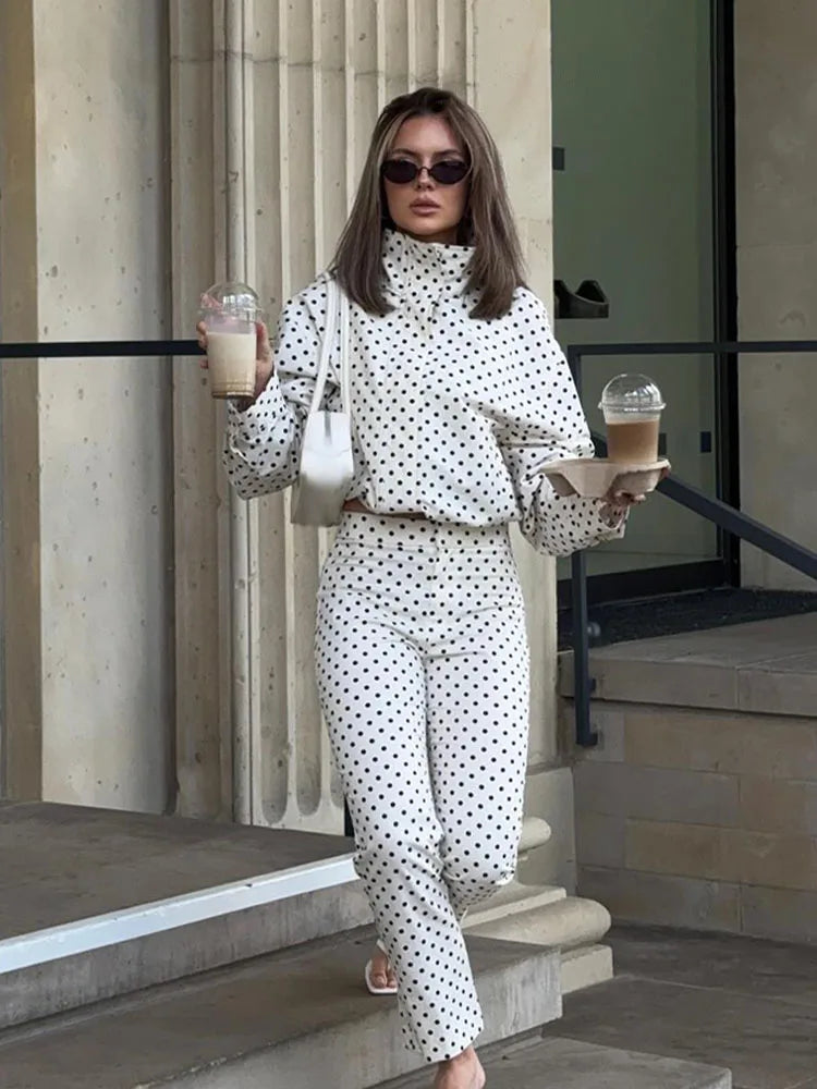 Woman Autumn Long Sleeves Turtleneck