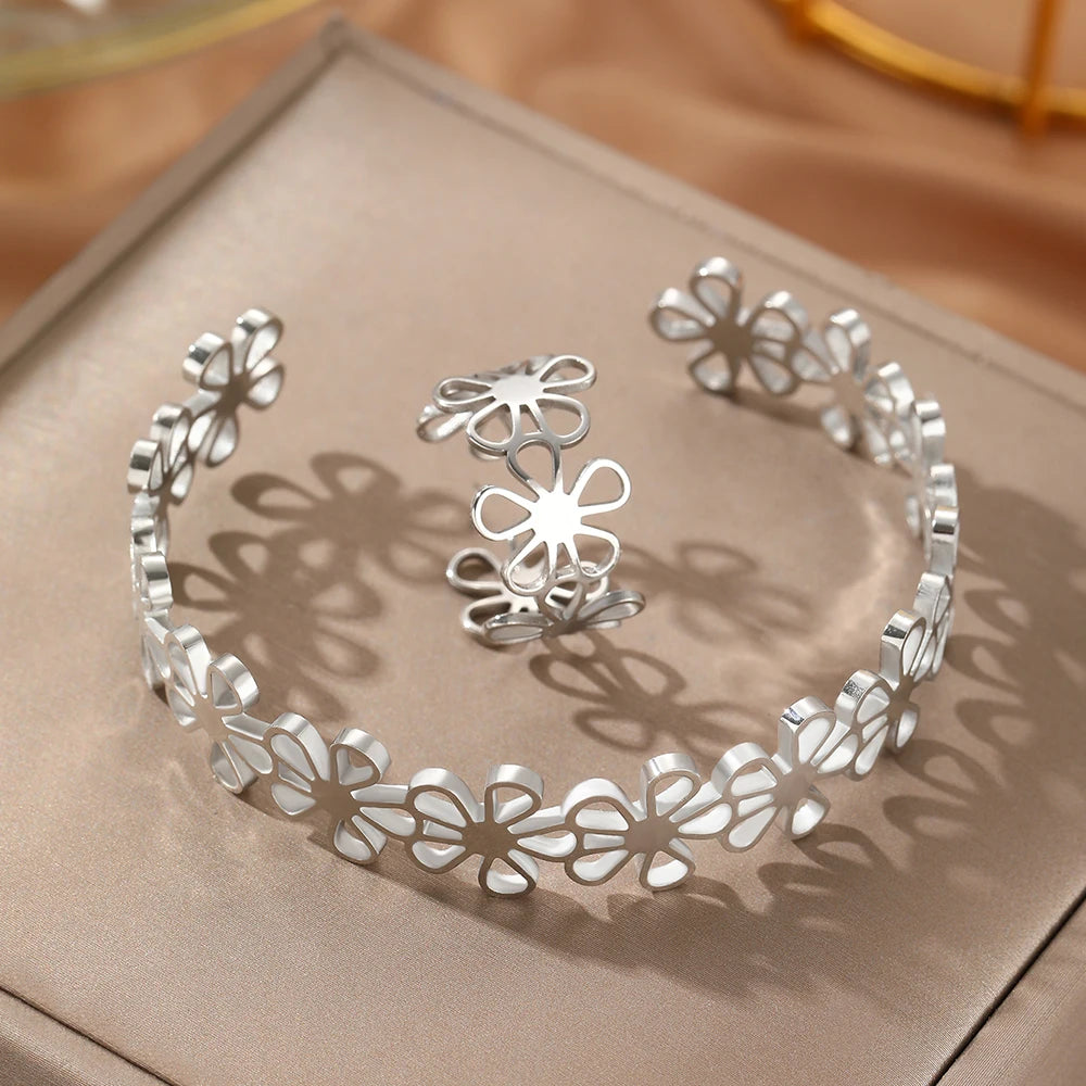 Stainless Steel Bracelet Rings Set Hollow Flowers Unusual Retro Bracelet Ring For Women