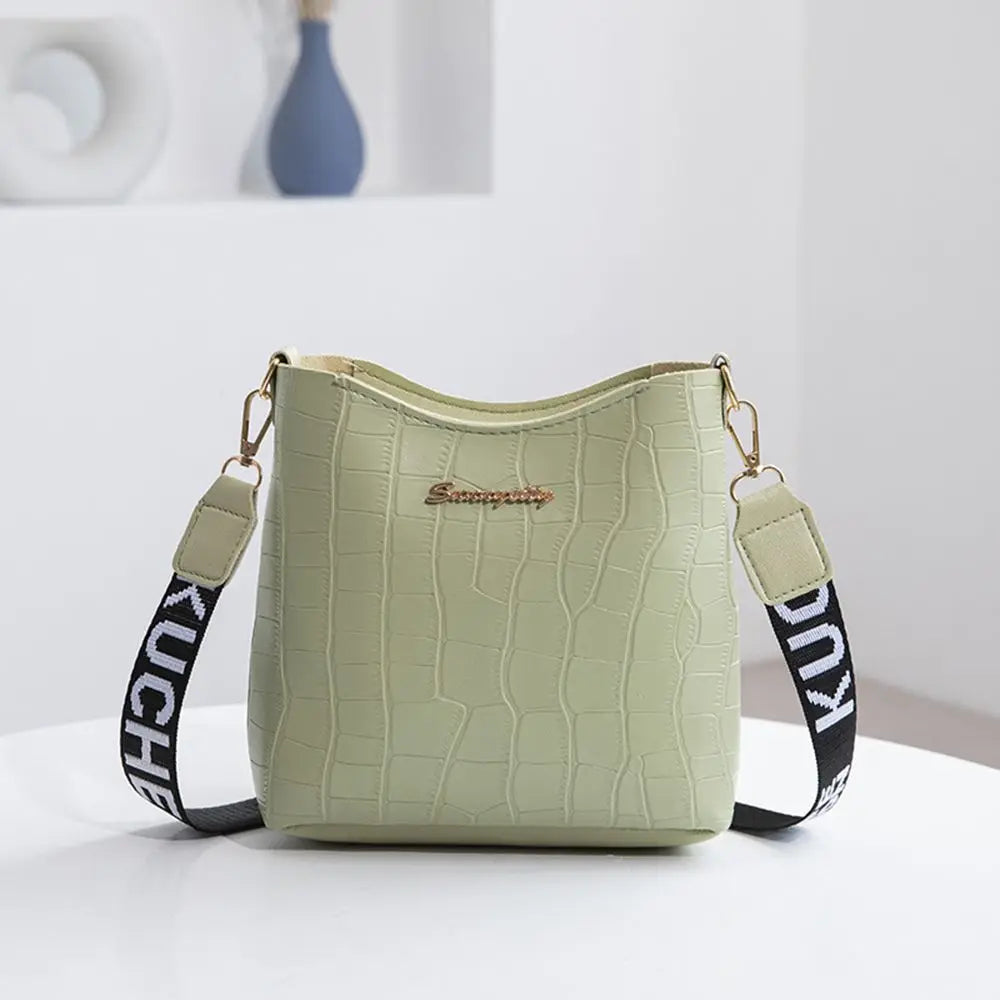 Durable PU Leather Crossbody Bag Versatile Large Capacity Handbag Casual Messenger Bags Women