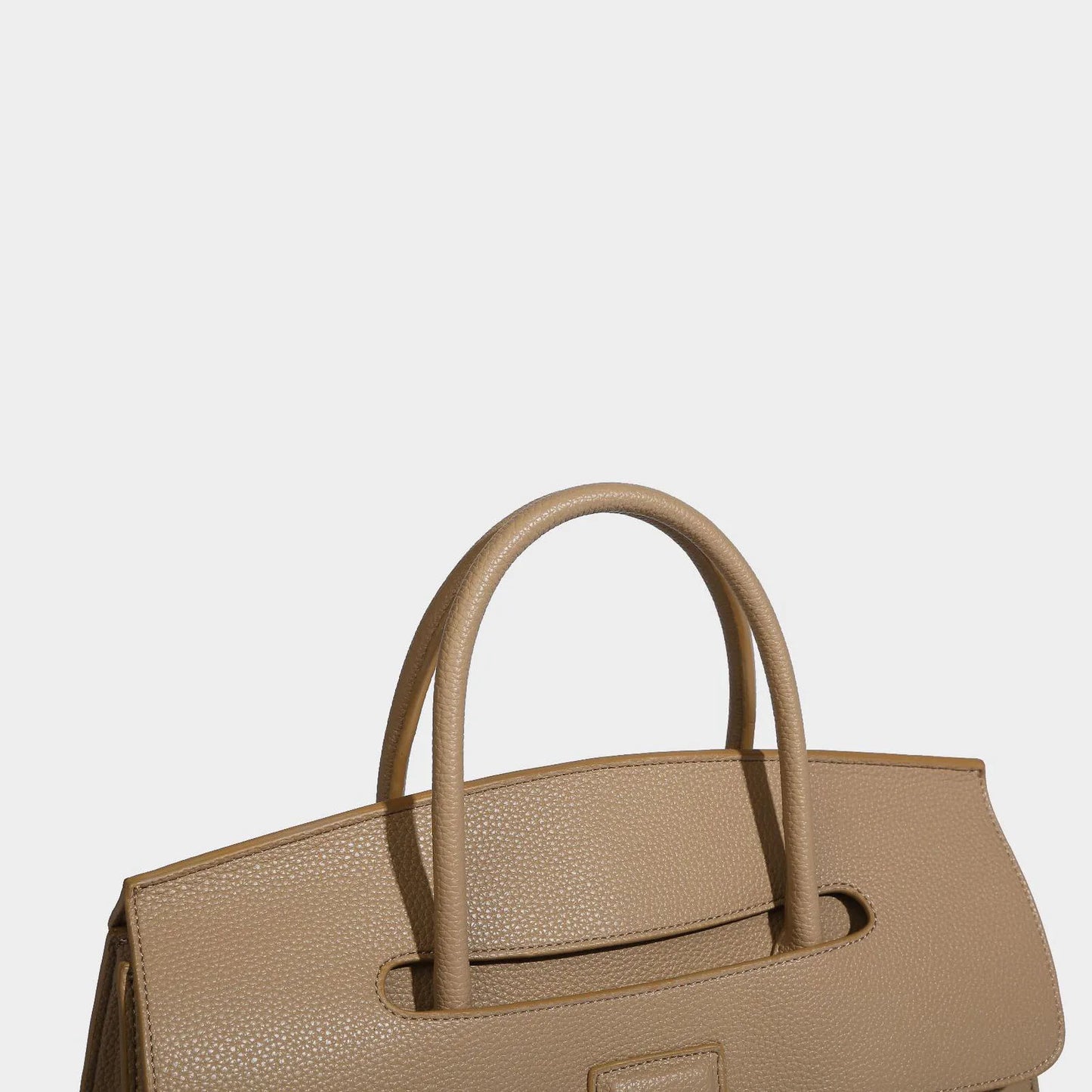 Fashionable Briefcase, Trendy Handbag, High-End Versatile Casual Bag, Large-Capacity Tote Bag, Water-Resistant Commuter Bag