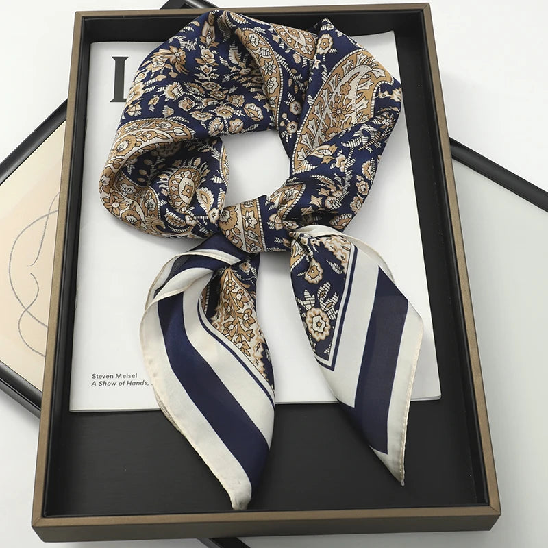 Luxury Popular 70X70CM Shawls Print Headcloth Four Seasons Sunscreen Small Fashion Letter Silk Scarves bandanna foulard