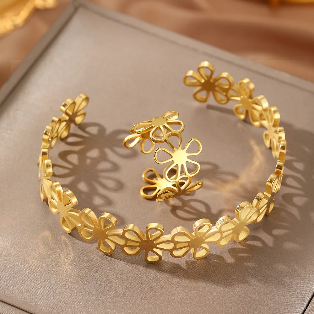 Stainless Steel Bracelet Rings Set Hollow Flowers Unusual Retro Bracelet Ring For Women