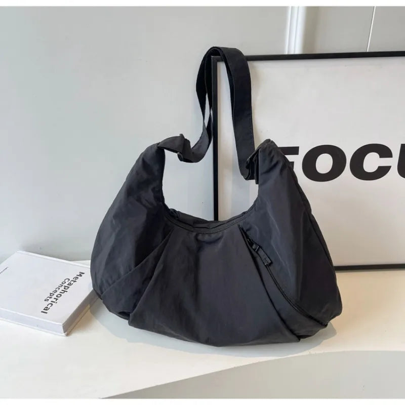 Korean Style Nylon Shoulder Bag Tote Bag Large Capacity Casual Dumpling Bag Solid Color Fold Oxford Cloth Girls Сумка Женская
