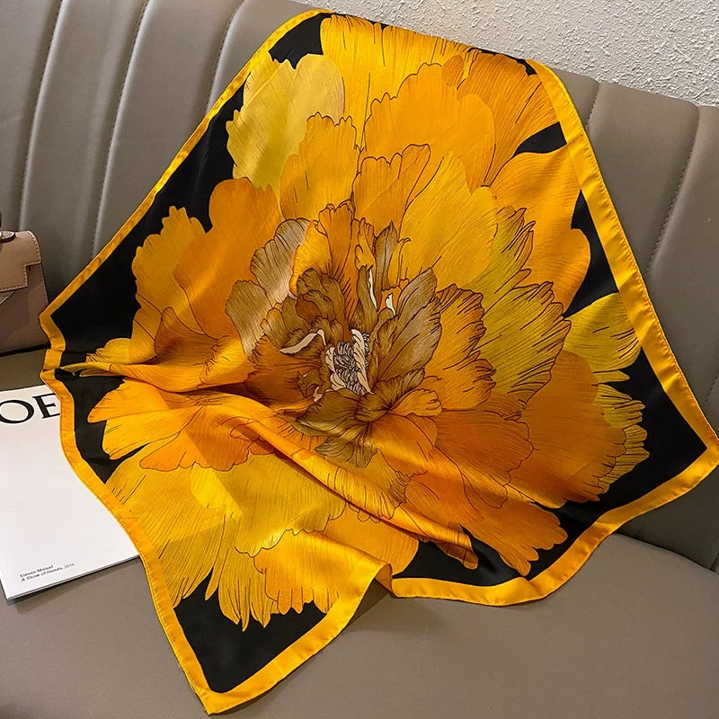 Luxury Popular 70X70CM Shawls Print Headcloth Four Seasons Sunscreen Small Fashion Letter Silk Scarves bandanna foulard