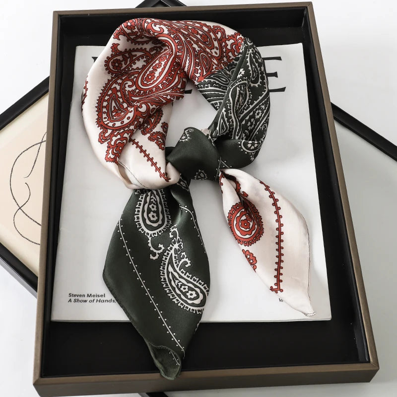 Luxury Popular 70X70CM Shawls Print Headcloth Four Seasons Sunscreen Small Fashion Letter Silk Scarves bandanna foulard