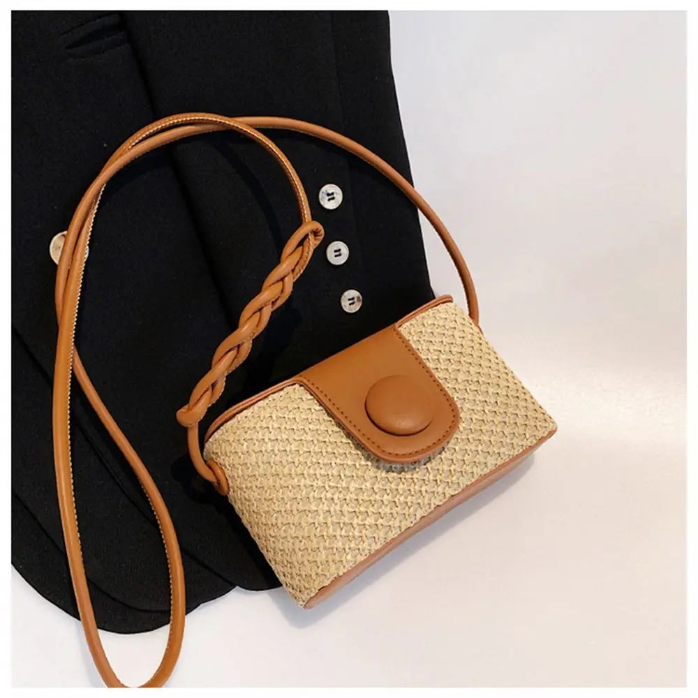 Cute Rattan Shoulder Bag Handmade Braid Bohemian Crossbody Bag Grass Woven Bag Vacation