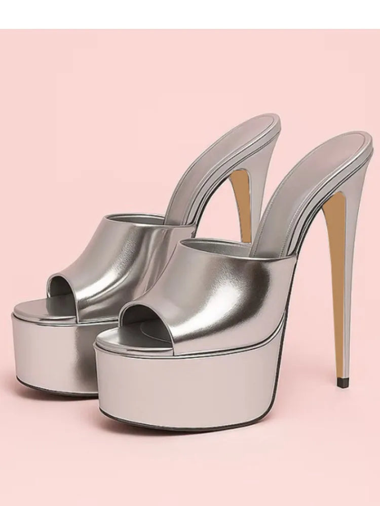 2026 Summer New Women's Thick Bottom, Fine High Heels, Toothed Cool Slippers, Fashion Show, Party, Ultra High Heel Sandals