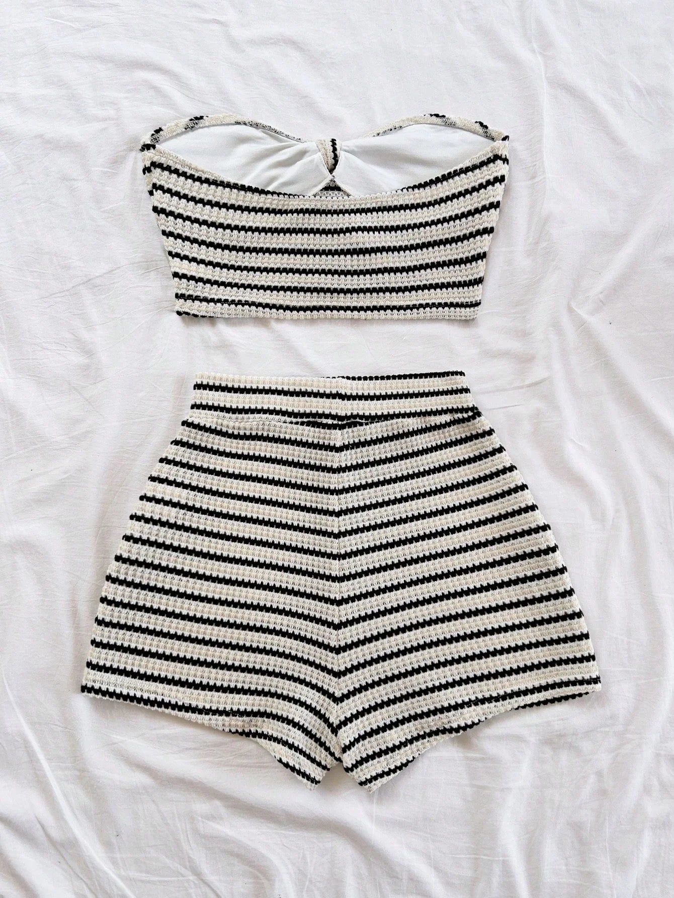 Women's Elegant 2-Piece Fashion Striped Set with Butterfly Detail Top and High-Waisted Shorts, Perfect for Holiday, Date, Aftern