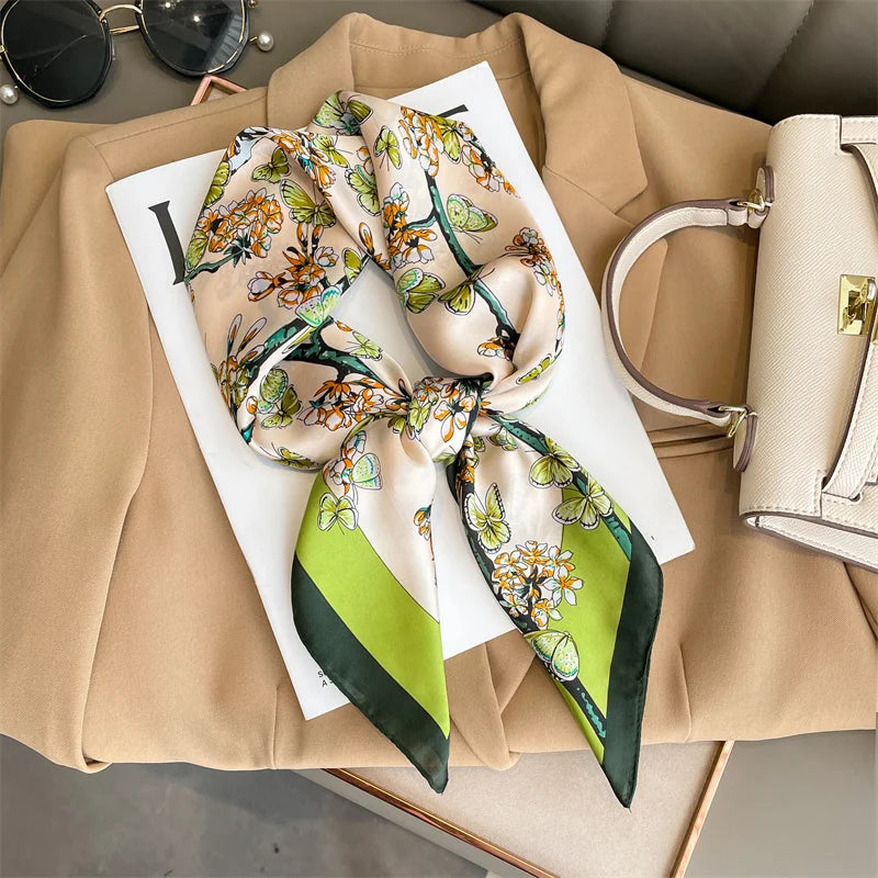 Luxury Popular 70X70CM Shawls Print Headcloth Four Seasons Sunscreen Small Fashion Letter Silk Scarves bandanna foulard