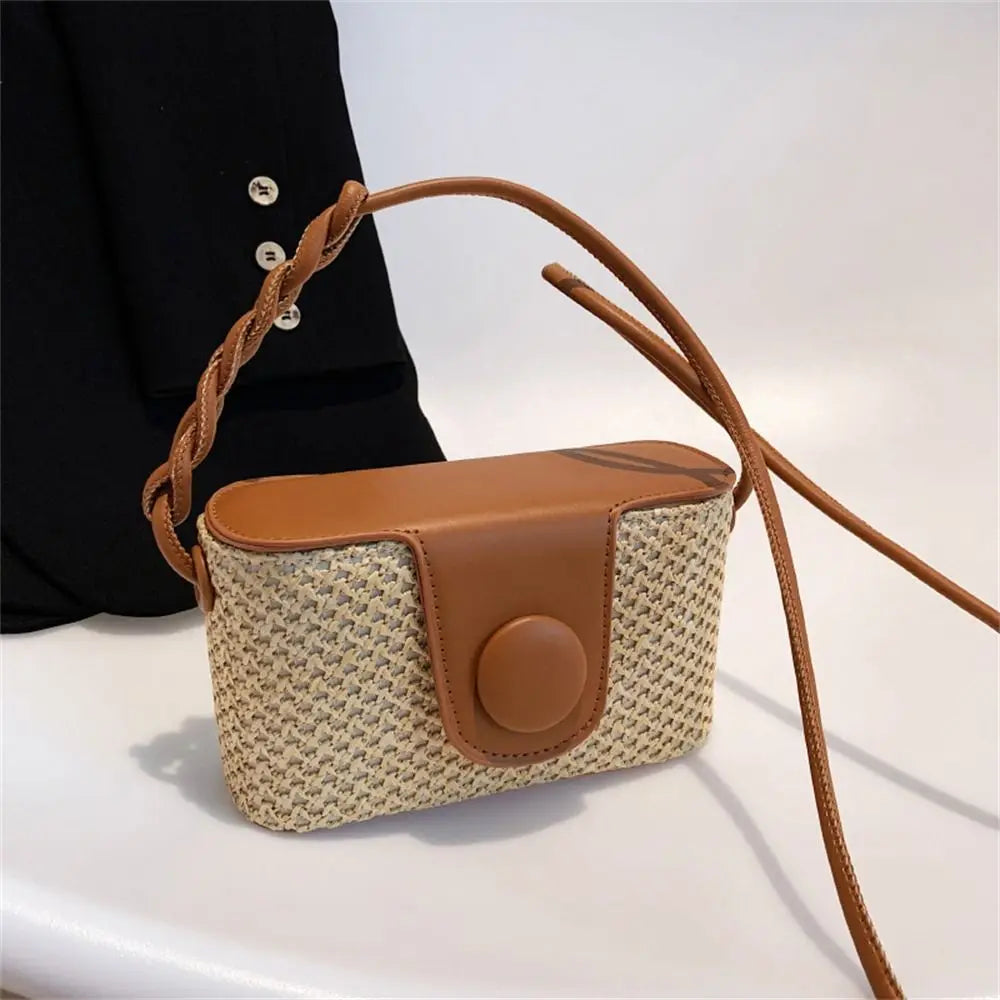Cute Rattan Shoulder Bag Handmade Braid Bohemian Crossbody Bag Grass Woven Bag Vacation