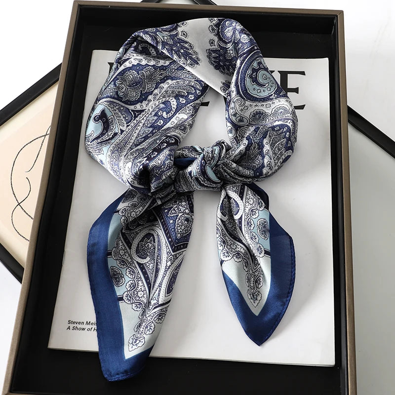 Luxury Popular 70X70CM Shawls Print Headcloth Four Seasons Sunscreen Small Fashion Letter Silk Scarves bandanna foulard