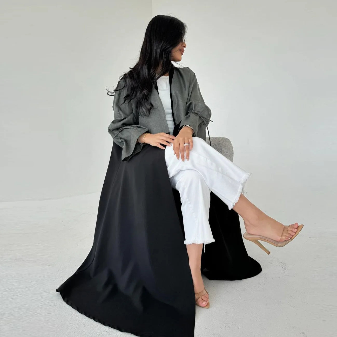 Fashionable Spliced Muslim Abaya with Corduroy Sleeve Opening High Density Ice Silk Dubai Turkey Robe for Middle East Muslims