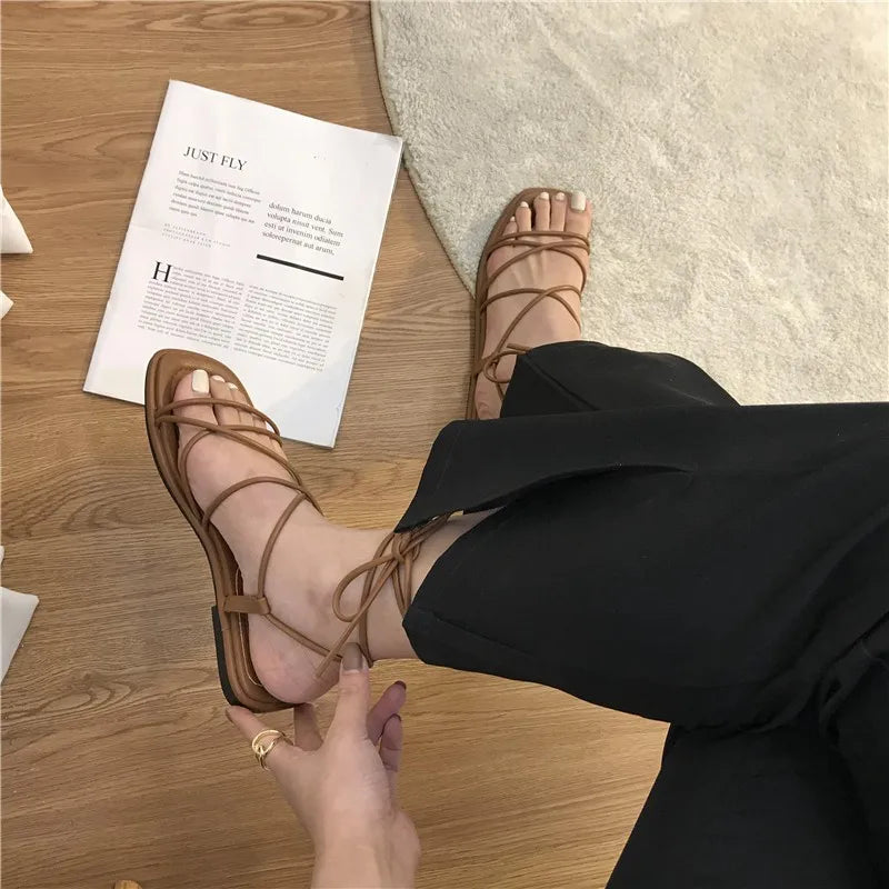 2026 New Women's Summer Fashion Flat Open-Toe Cross Lace-up Sandals Casual Elegant Dress Lace-up Beach Roman Style Sandals