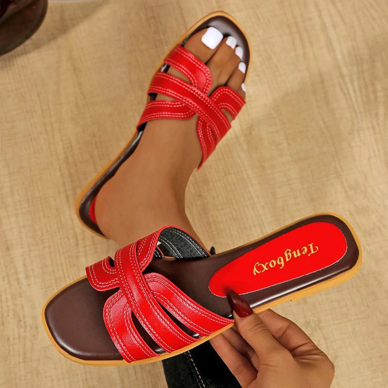 2026 Summer Women Fashionable Casual Flat Sandals Versatile Outdoor Wear Flat Slippers for Wearing Outside Brand Design Slippers