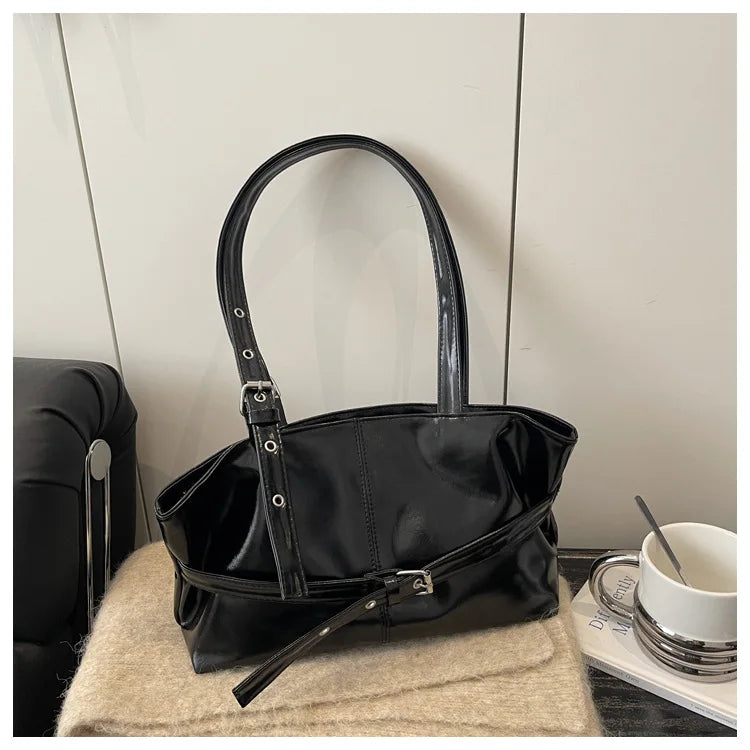 Large Capacity Women's Shoulder Bag Tote Commuter Bag Simple Vintage Cross-Border New Style Bag Versatile Sensation 2025