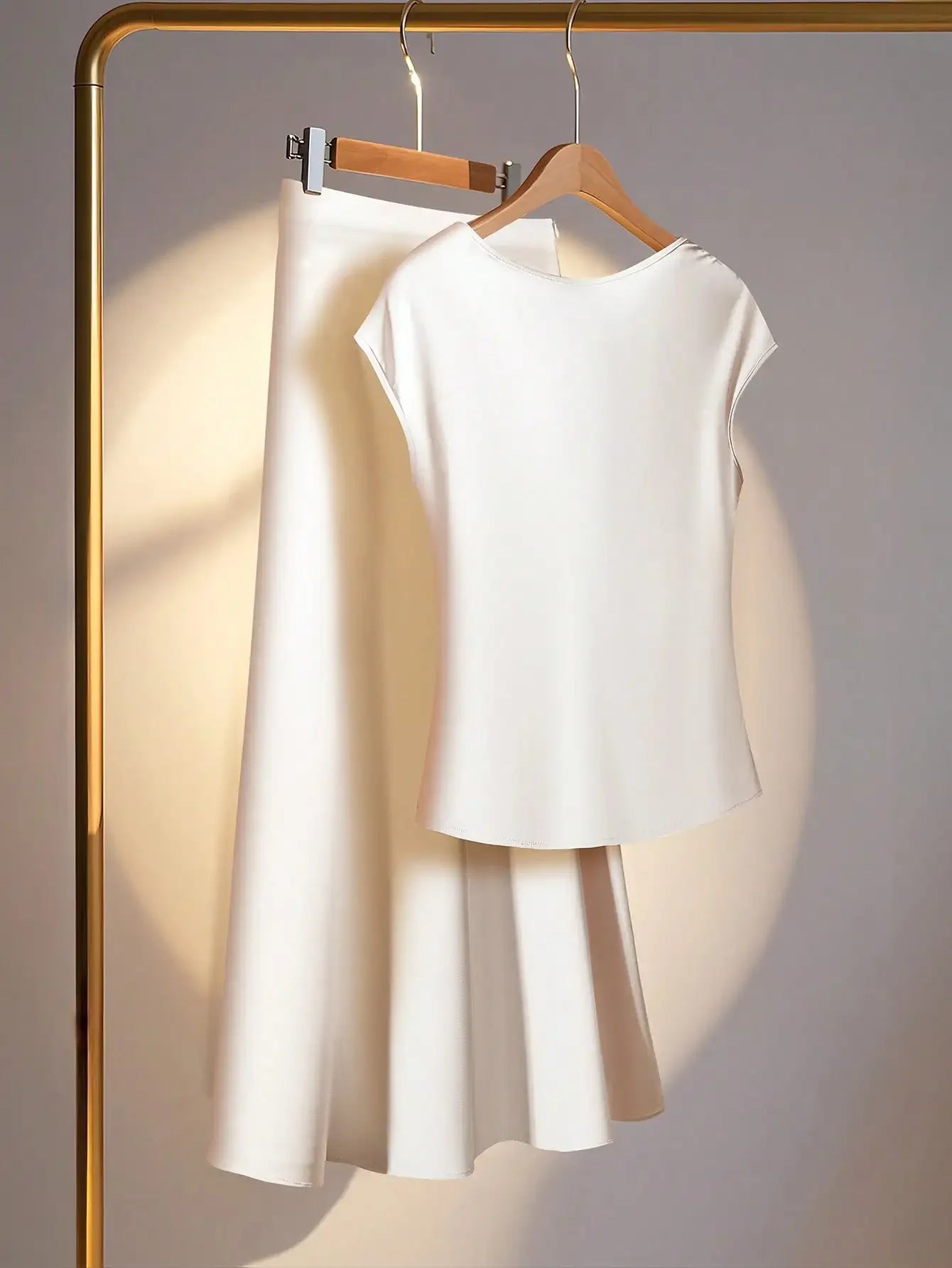 Spring and Summer Cool Women's Two-piece Set