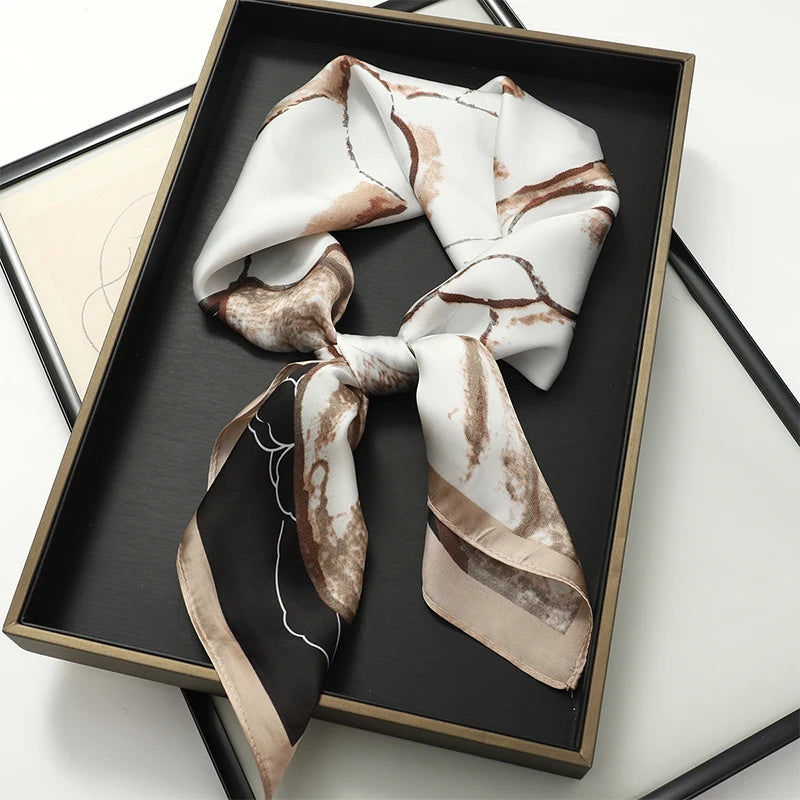 Luxury Popular 70X70CM Shawls Print Headcloth Four Seasons Sunscreen Small Fashion Letter Silk Scarves bandanna foulard