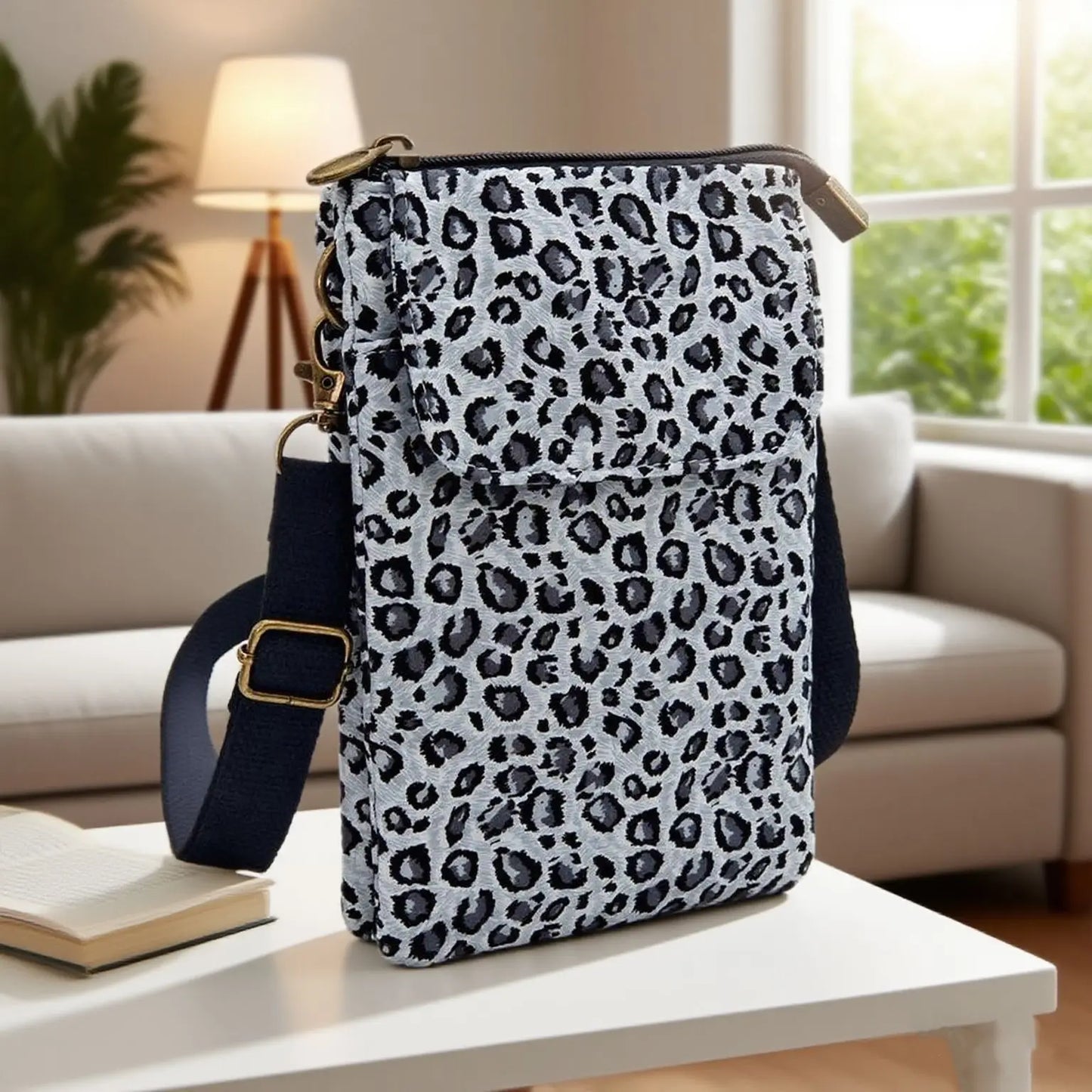 Casual single-shoulder storage, ID bag, phone bag, outdoor portable, fashionable crossbody, multi-layered and versatile