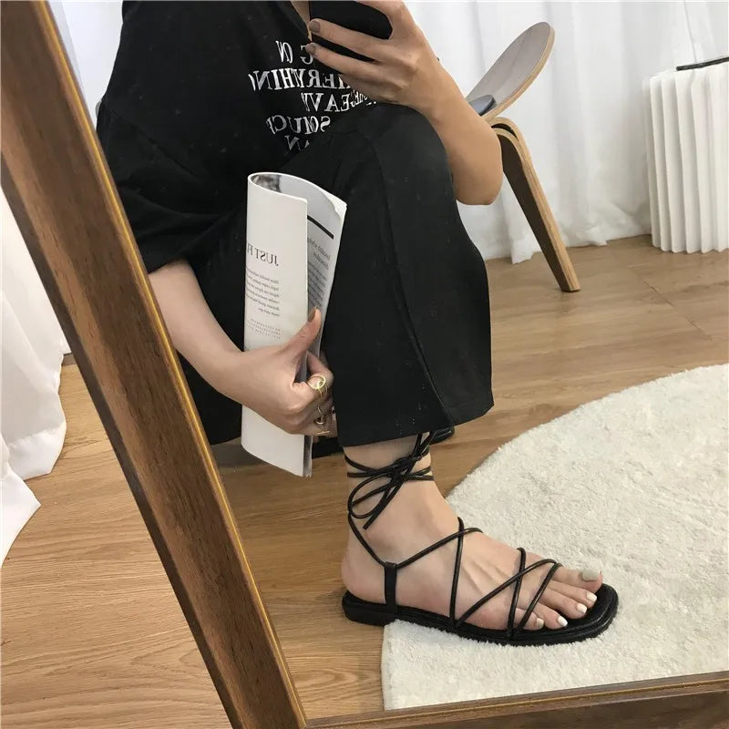 2026 New Women's Summer Fashion Flat Open-Toe Cross Lace-up Sandals Casual Elegant Dress Lace-up Beach Roman Style Sandals