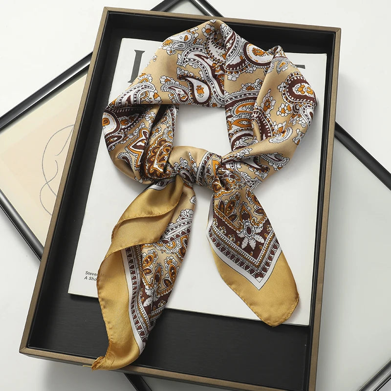 Luxury Popular 70X70CM Shawls Print Headcloth Four Seasons Sunscreen Small Fashion Letter Silk Scarves bandanna foulard